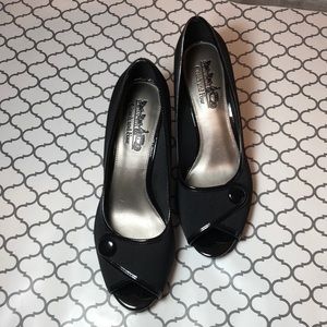 Coach and Four Open Toe Black